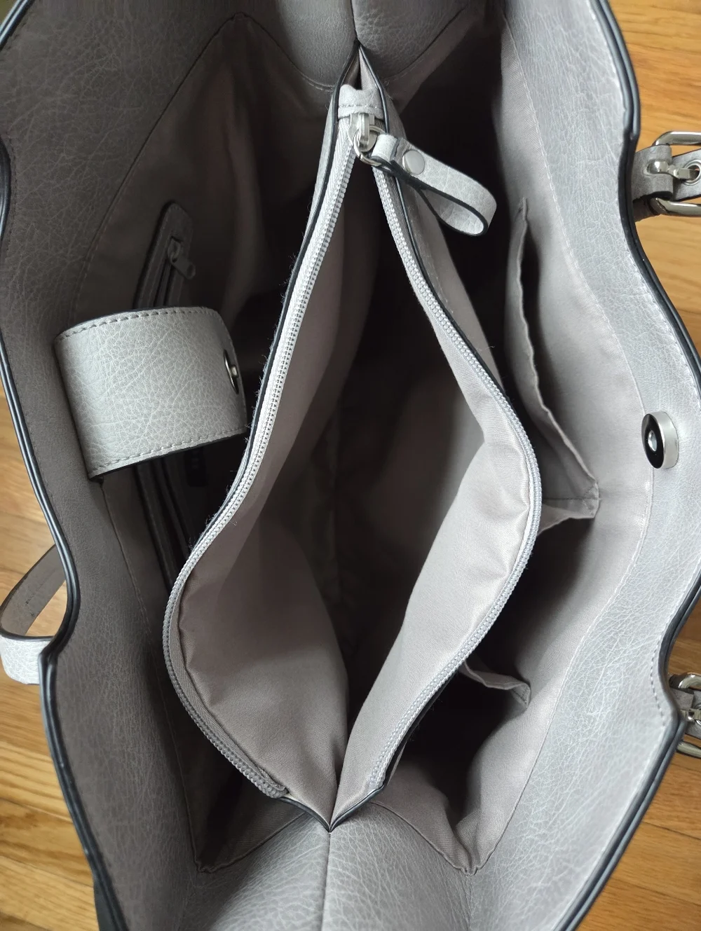 Bueno Faux Leather Purse